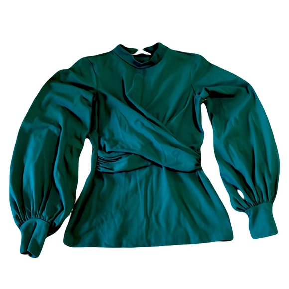 ✨Susana Monaco✨ NWT Cross Front Gathered Sleeve Top Size Small Green Stretch - Picture 1 of 14